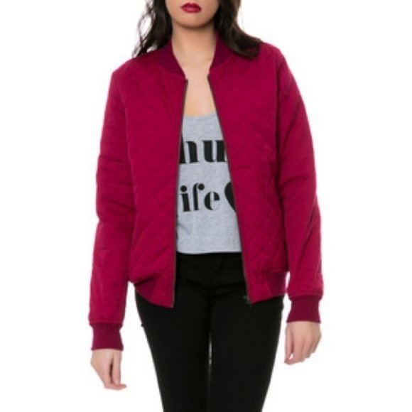 RVCA women’s mason quilted jacket in red - Picture 1 of 4